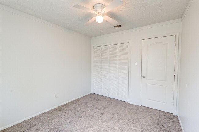 Building Photo - 3726 Acorn Run Ln