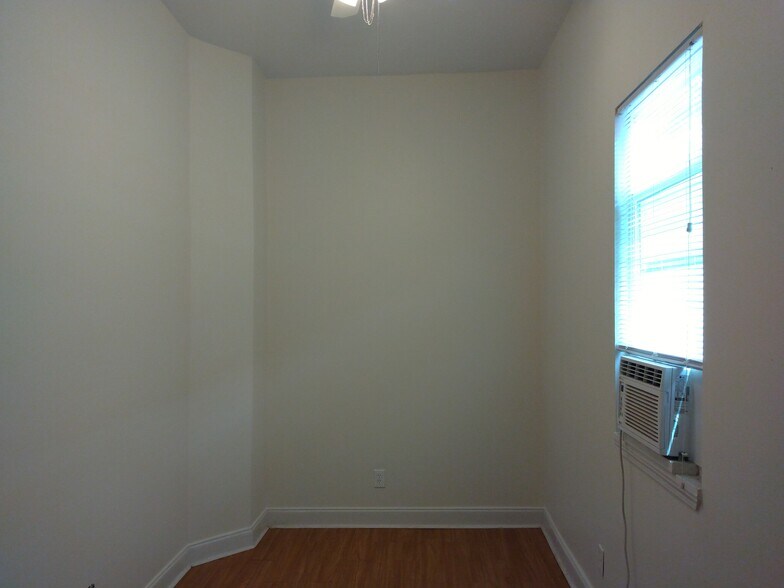Building Photo - 3117 Gravier St