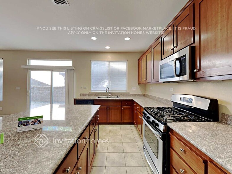 Building Photo - 1073 Amber Ridge Lane