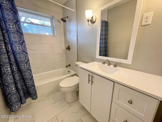 Building Photo - 4006 Weigela Dr