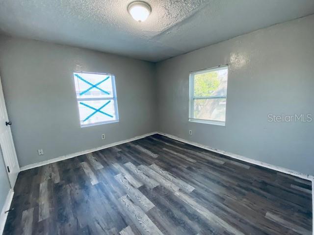 Building Photo - 2511-2510 10th Ave S