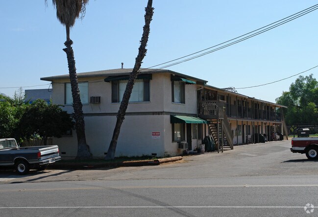 Primary Photo - 9747 Riverview Ave