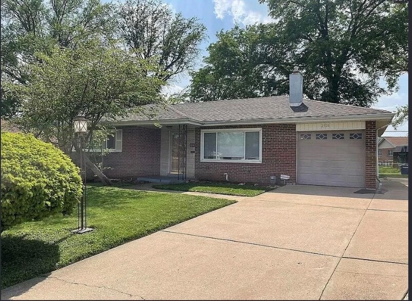 Building Photo - 2326 Fairy Bell Dr