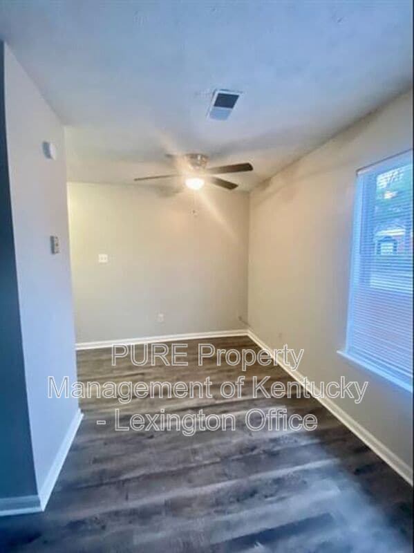 Building Photo - 301 Christy Allyn Ct