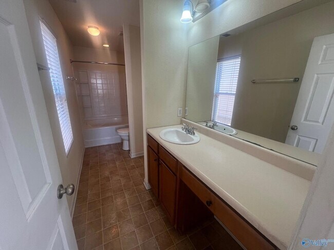 Building Photo - 202 Harold Murphy Dr