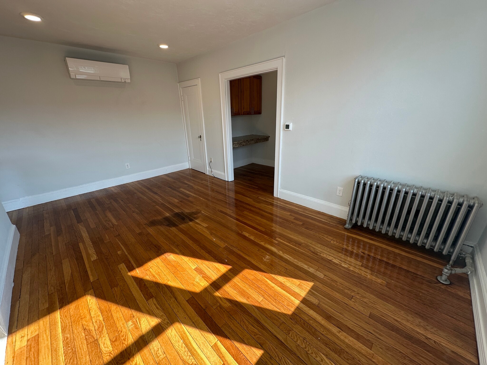 Building Photo - 130 Highland Ave