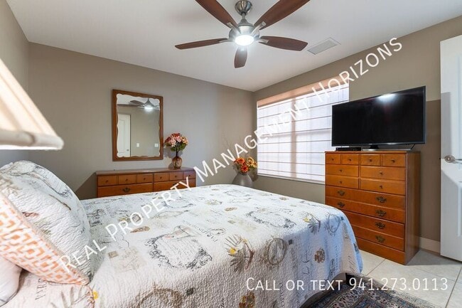 Building Photo - 6646 7th Ave Cir W