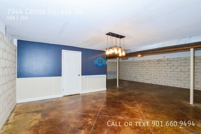 Building Photo - 7944 Cross Village Dr