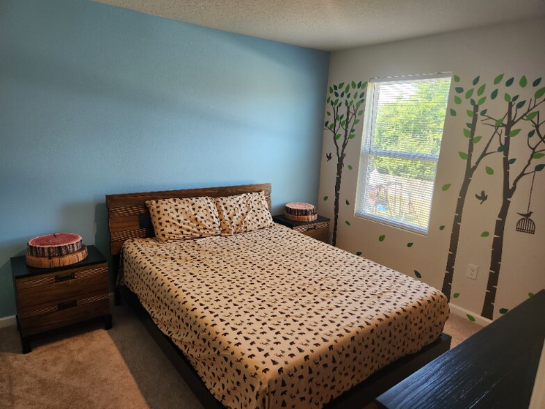 Building Photo - 308 Fiddlewood Ct