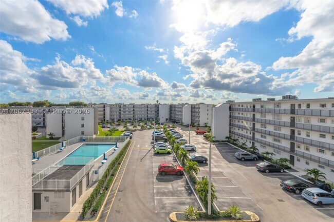 Building Photo - 14180 SW 84th St