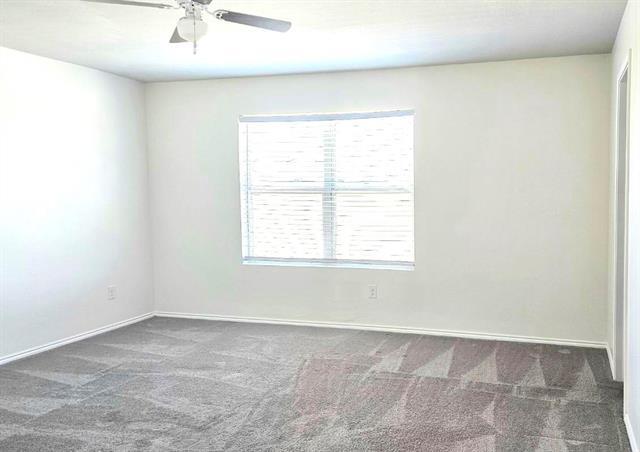 Building Photo - 1004 Waverly Dr