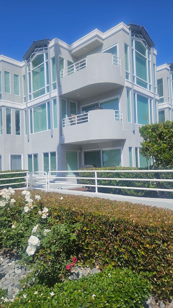 Building Photo - VALLECITOS - YOUR LUXURIOUS OCEANFRONT BEA...
