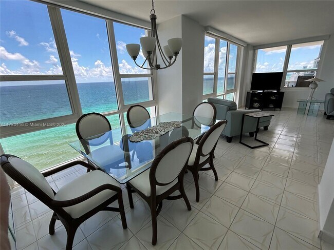 Building Photo - 3505 S Ocean Dr