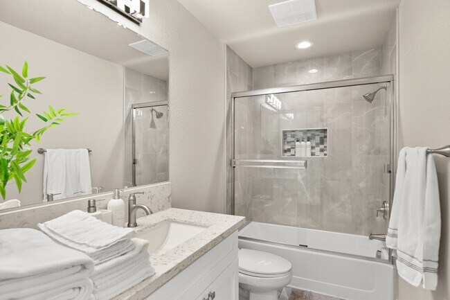 Building Photo - 2994 39th St