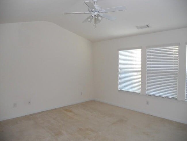 Building Photo - 3980 Isaac Ct
