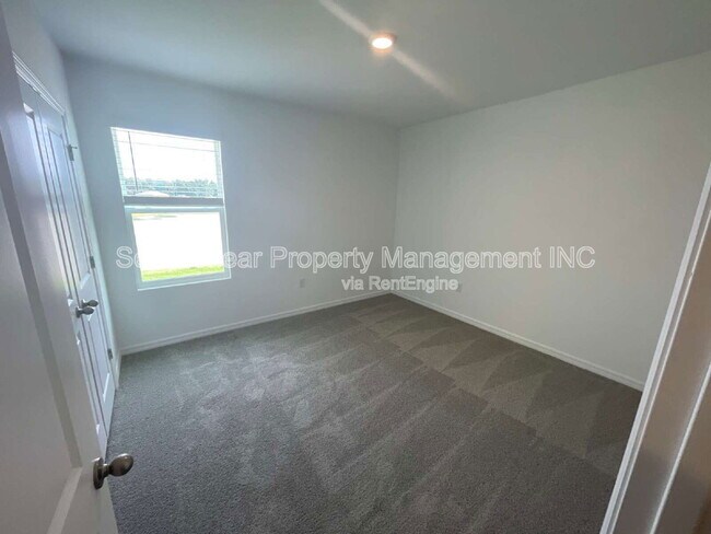 Building Photo - 10451 Quail Grv Wy