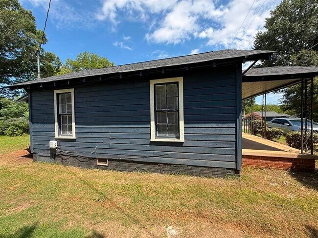 Building Photo - 1336 Caldwell St