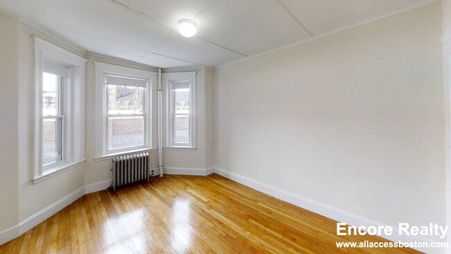 Building Photo - 1179 Boylston St