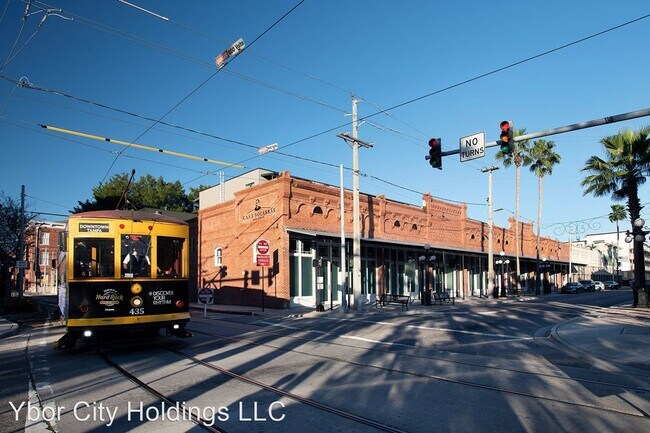 Building Photo - 1312 E 7th Ave