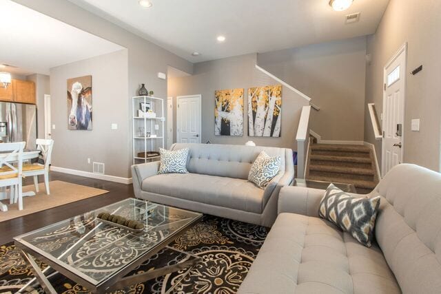 Building Photo - 3134 W 18th Ave