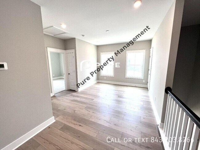 Building Photo - 2225 Cultura Cir