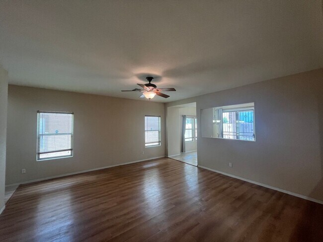 Building Photo - Spacious 3-Bedroom Home in Sought-After Jo...