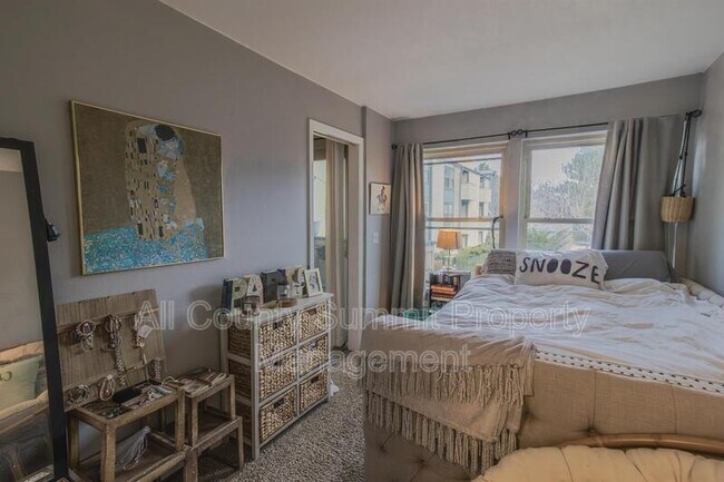 Building Photo - 16103 E Alaska Pl