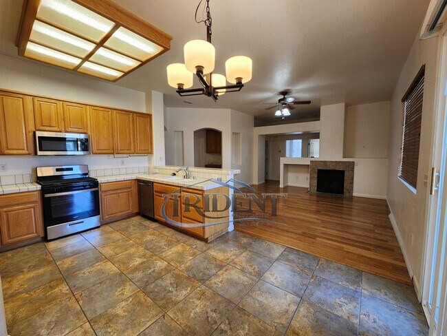 Building Photo - 3 bedroom 2 bath near schools and parks