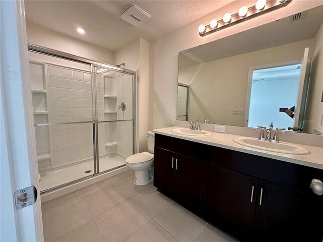 Building Photo - 10718 Silk Tree Ct