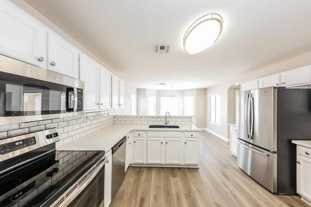 Building Photo - 19 S Tiago Dr