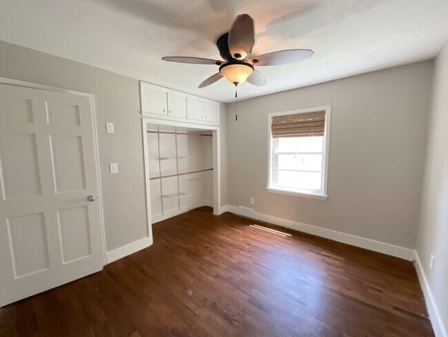 Building Photo - PRE-LEASING