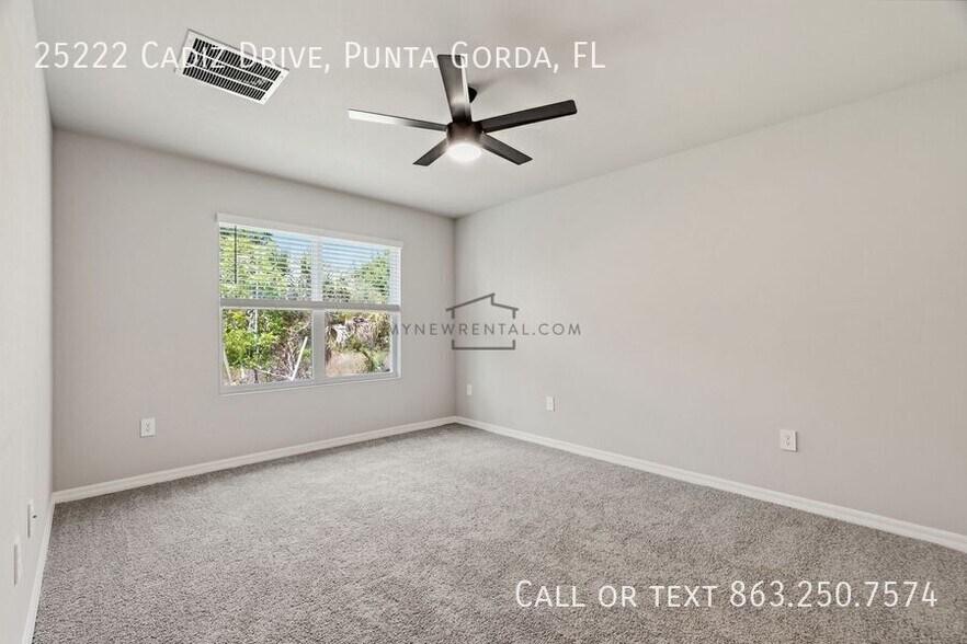 Building Photo - 25222 Cadiz Dr