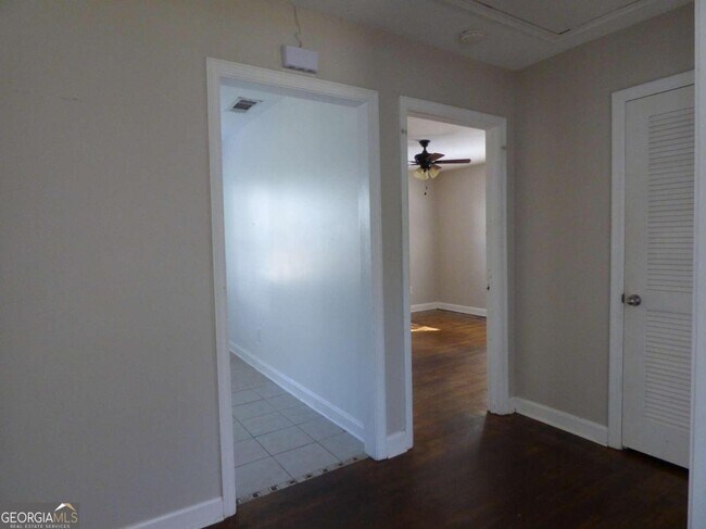 Building Photo - 1615 Tallulah St NW