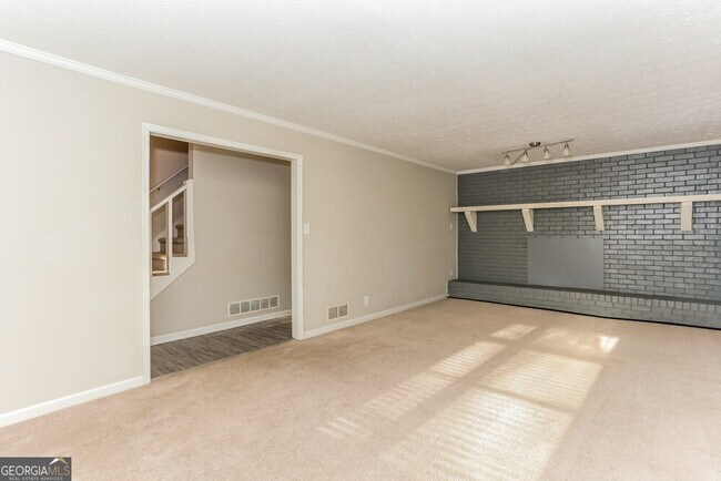Building Photo - 3656 Chestnut Lake Ct
