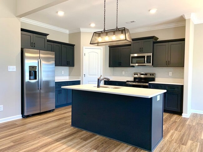 Building Photo - 413 Ayden Ln