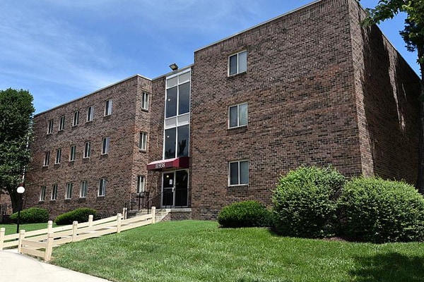 Lighthouse At Twin Lakes Apartment Homes Beltsville Md Apartment Finder