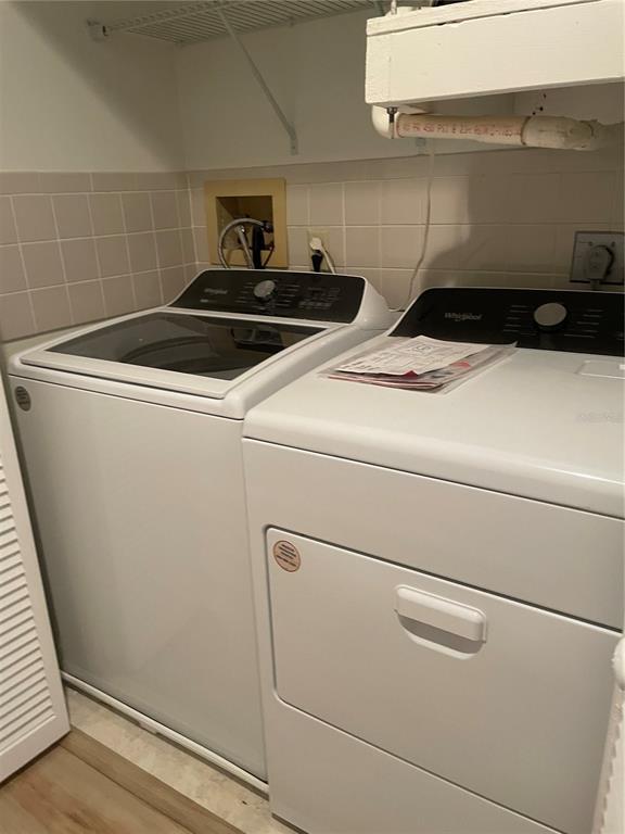 Building Photo - 745 Pinellas Bayway S