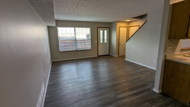 Building Photo - MN Cedar Village (859)