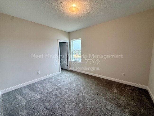 Building Photo - 194 Snowbell Ct