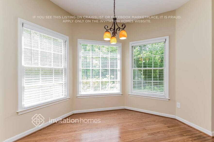 Building Photo - 7102 Big Woods Dr