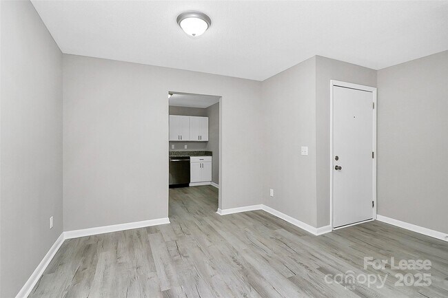 Building Photo - 3240 Heathstead Place