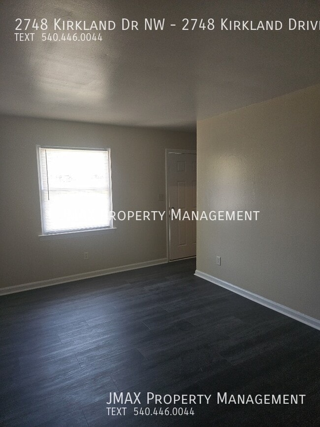 Building Photo - 2748 Kirkland Dr NW