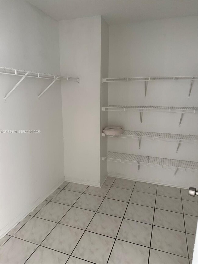 Building Photo - 15870 SW 85th Ln