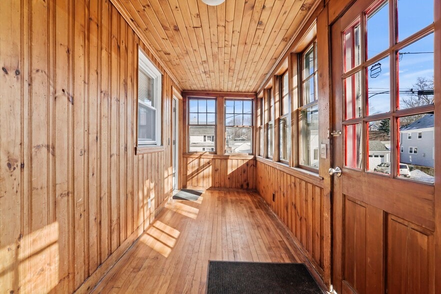 Building Photo - 372 Broadway