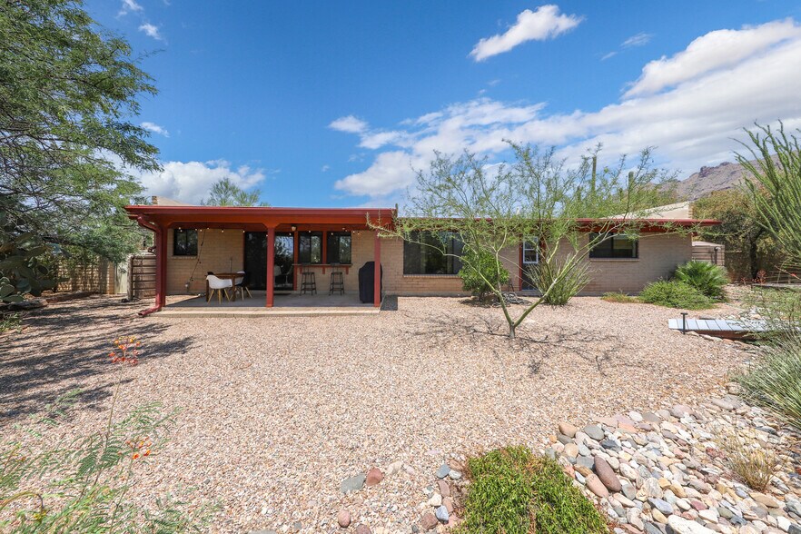 Building Photo - 6532 N Burro Creek Pl
