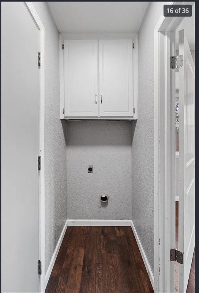 Building Photo - 4646 SE Caber Cir