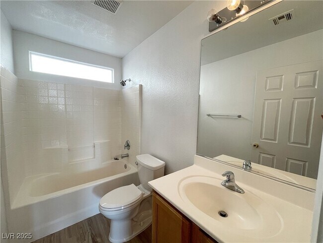 Building Photo - 9758 W Hanover Grove Ave