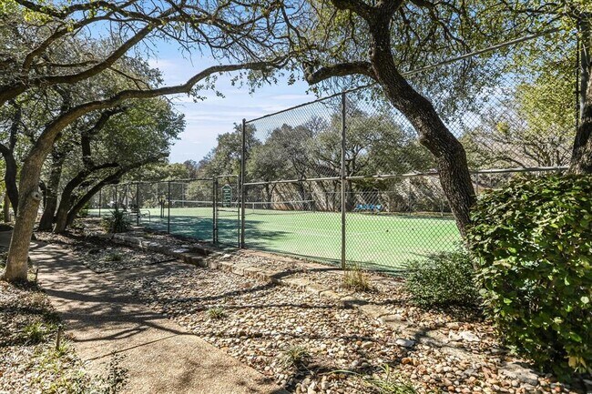 Building Photo - 8405 Cima Serena Ct