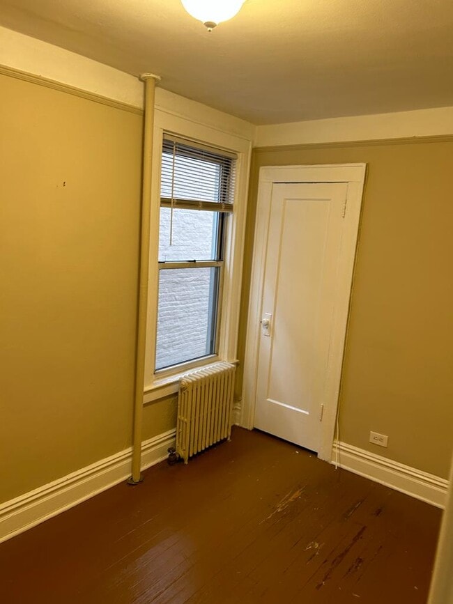 Building Photo - 3025 49th St