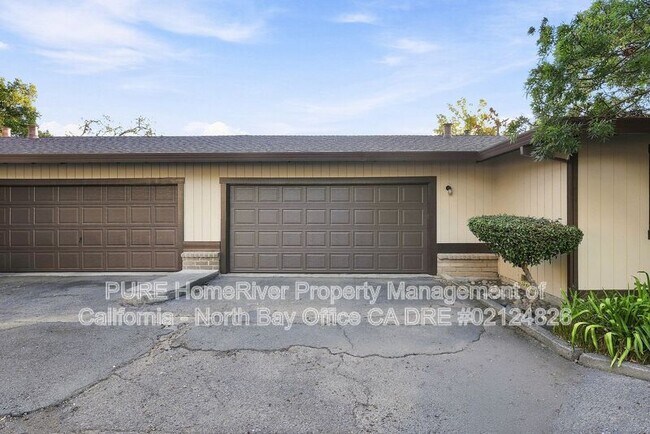 Building Photo - 5925 Montecito Blvd